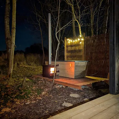 Дом отдыха Tiny House Overlooking Nature