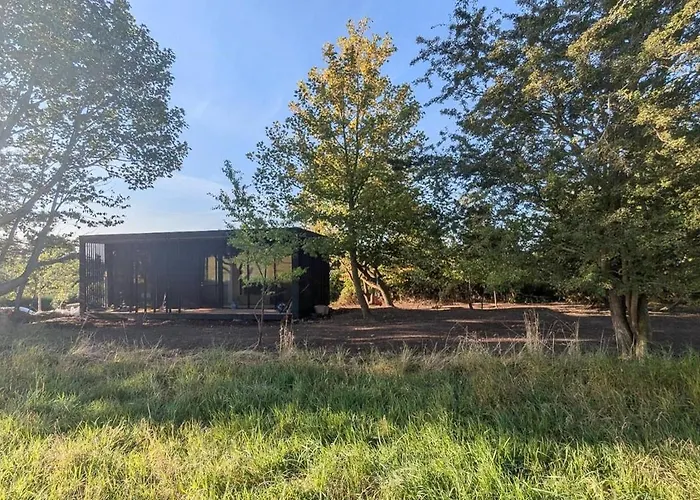 Сasa de vacaciones Tiny House Overlooking Nature *