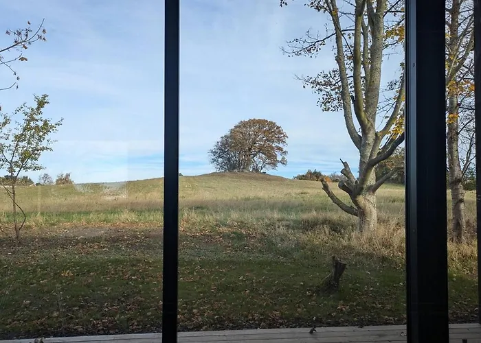 Tiny House Overlooking Nature Feriehus